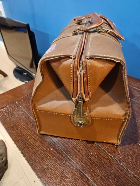 Vintage Case - Picture 4 of 9